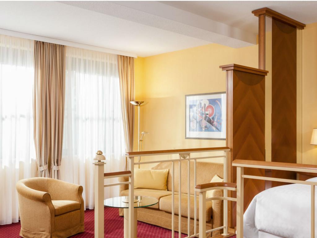 Atomis Munich Airport By Mercure 4*