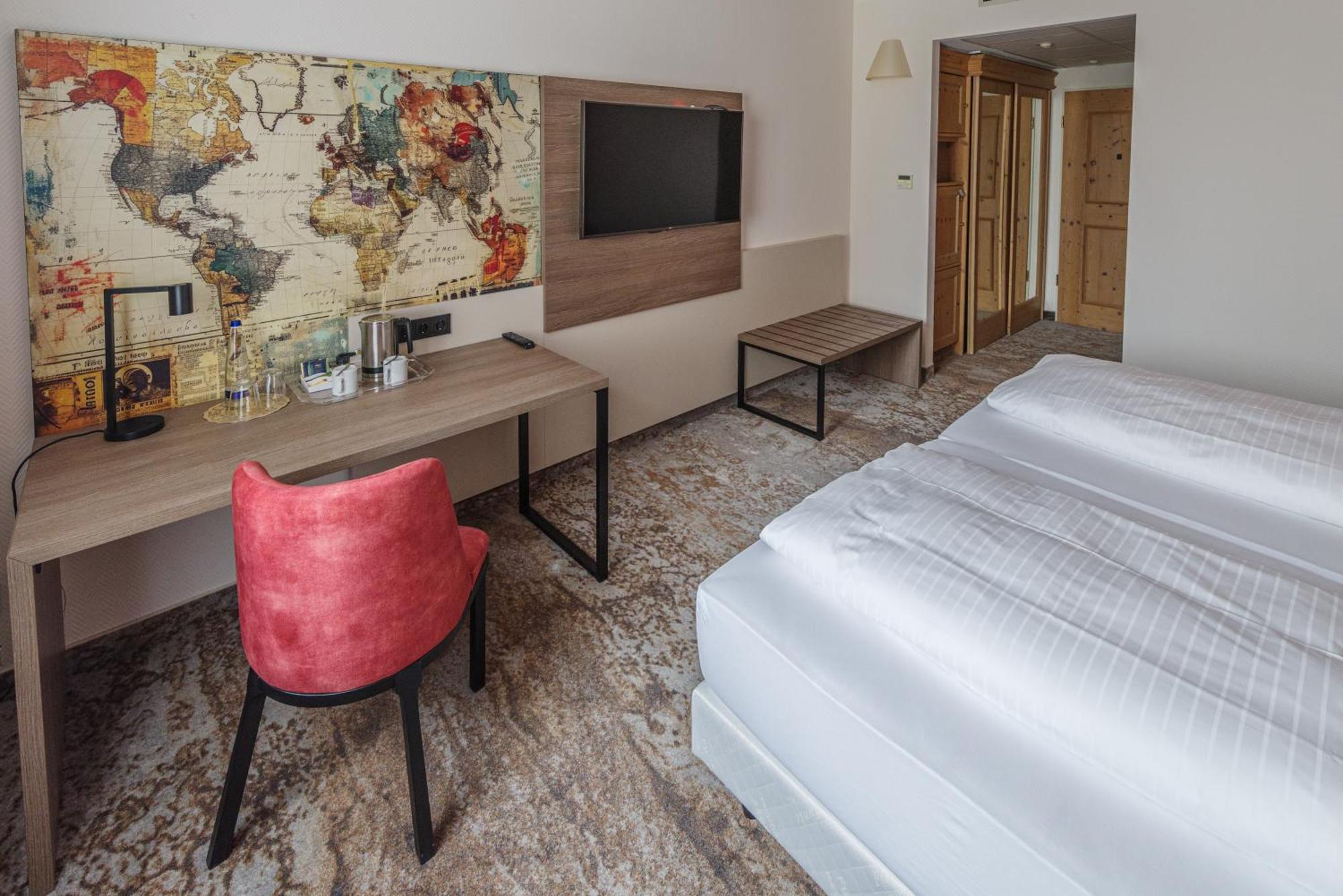Atomis Munich Airport By Mercure 4*